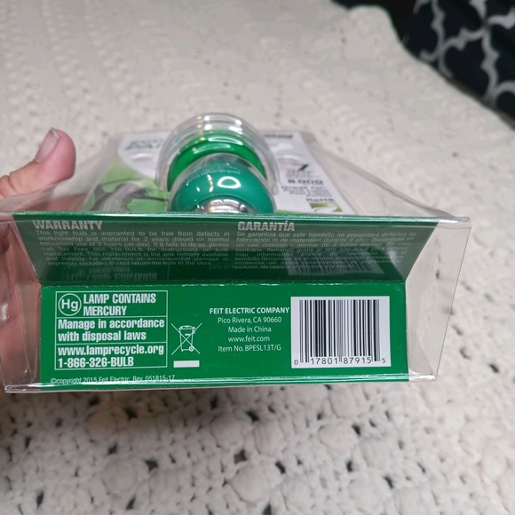 Electric Ecobulb Green Party Bulb Energy 60w 13 Watts 8000 Hr St‎ Patrick's Xmas - Picture 3 of 4